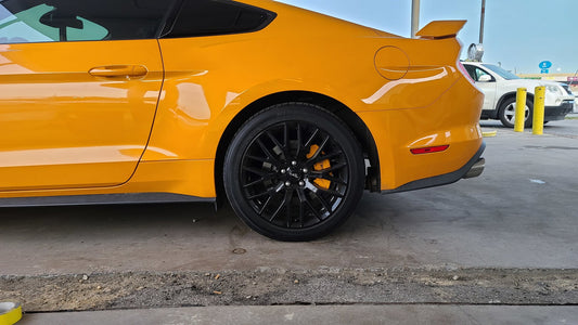 Beautiful Grabber Orange Mustang with color match GEN III Rear Overlays